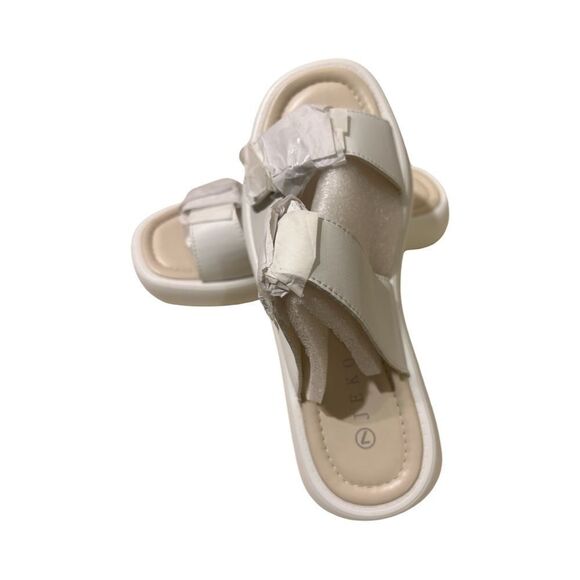 Women Jeko Platform Sandals - Picture 6 of 6